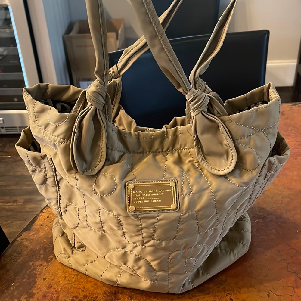 Marc Jacobs workwear shoulder bag. Great condition.